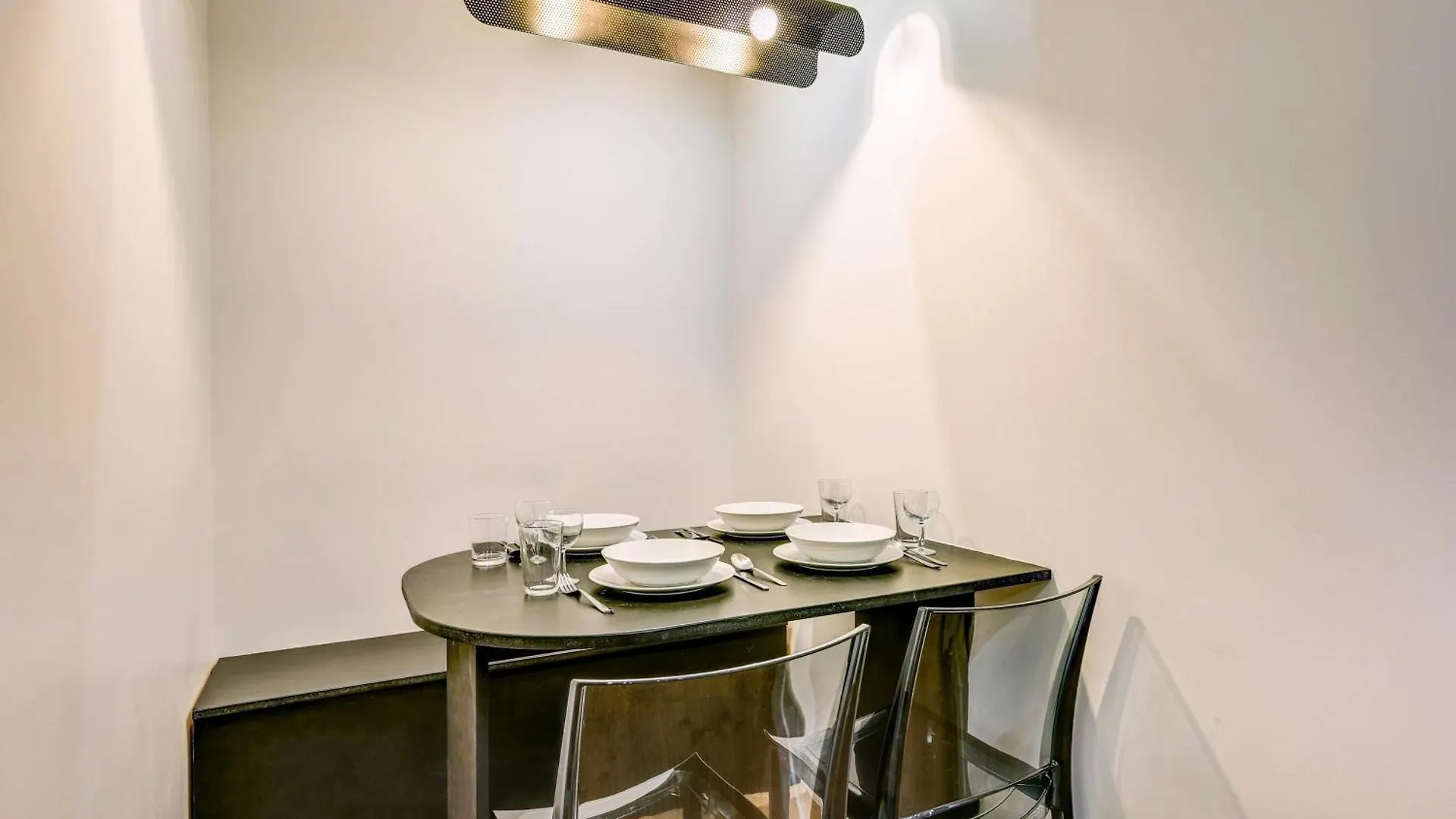 Modern And Renovated Apartment Next To Sacre-Coeur Paris