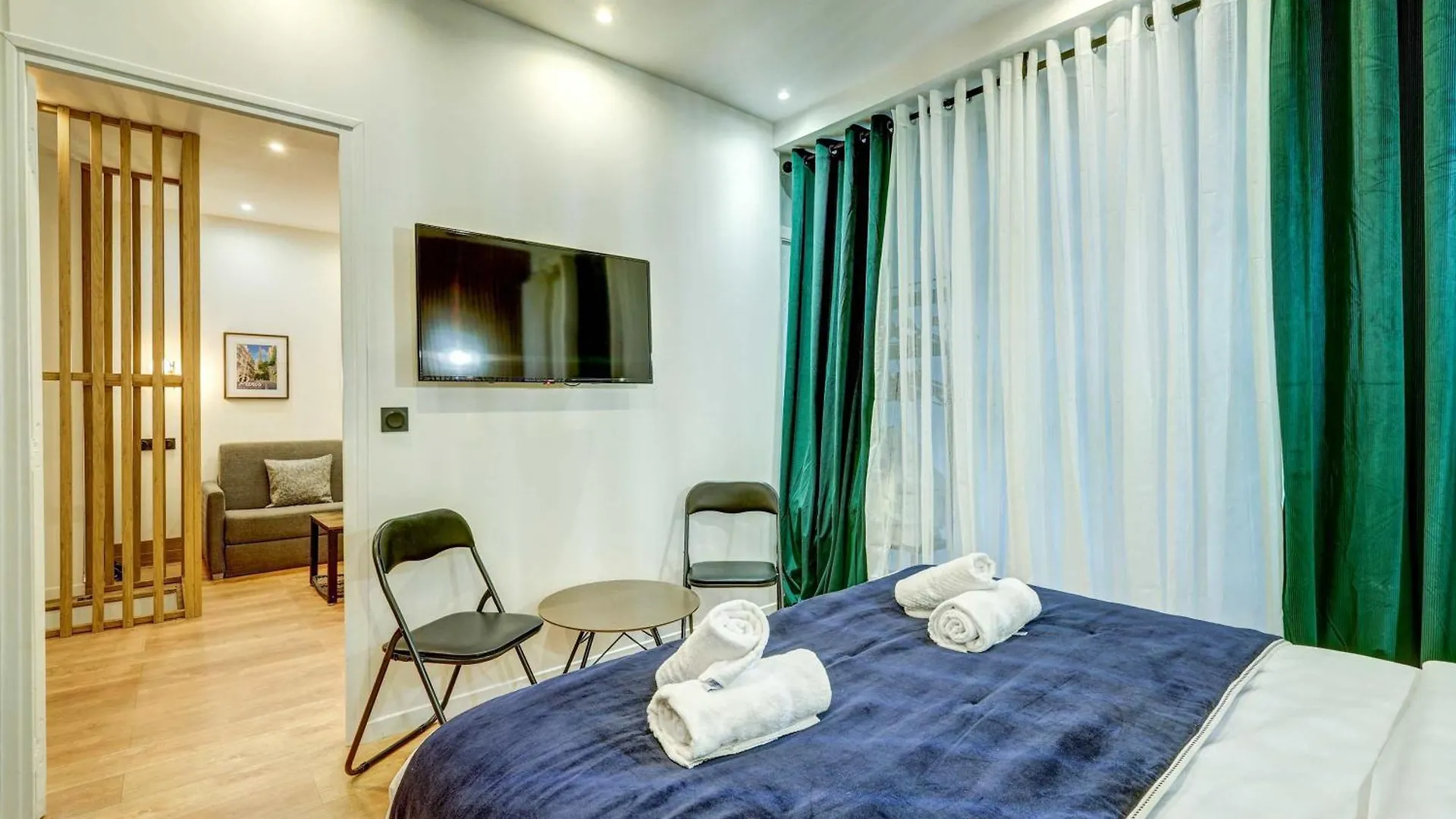 Modern And Renovated Apartment Next To Sacre-Coeur Paris