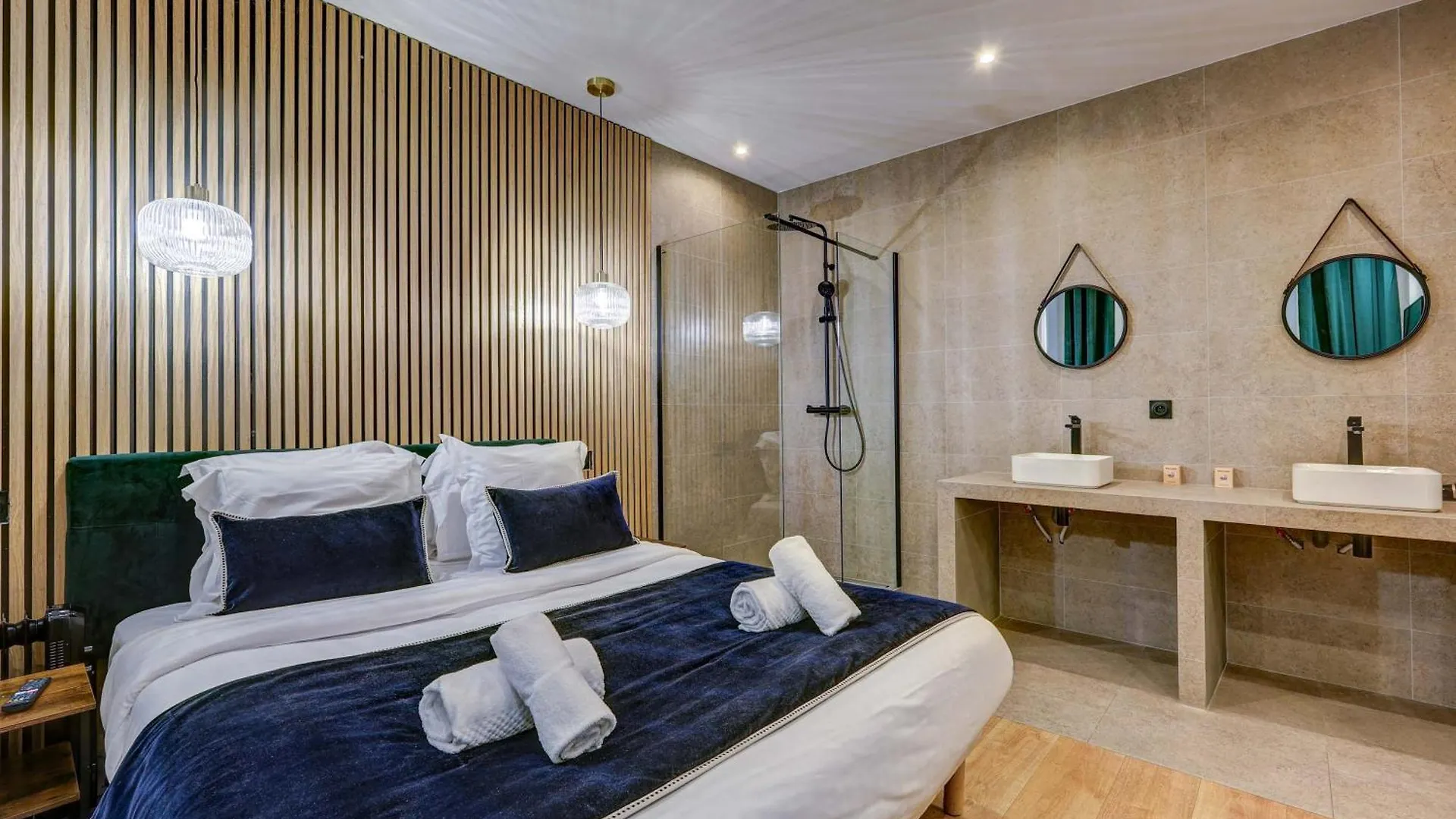 Modern And Renovated Apartment Next To Sacre-Coeur Paris